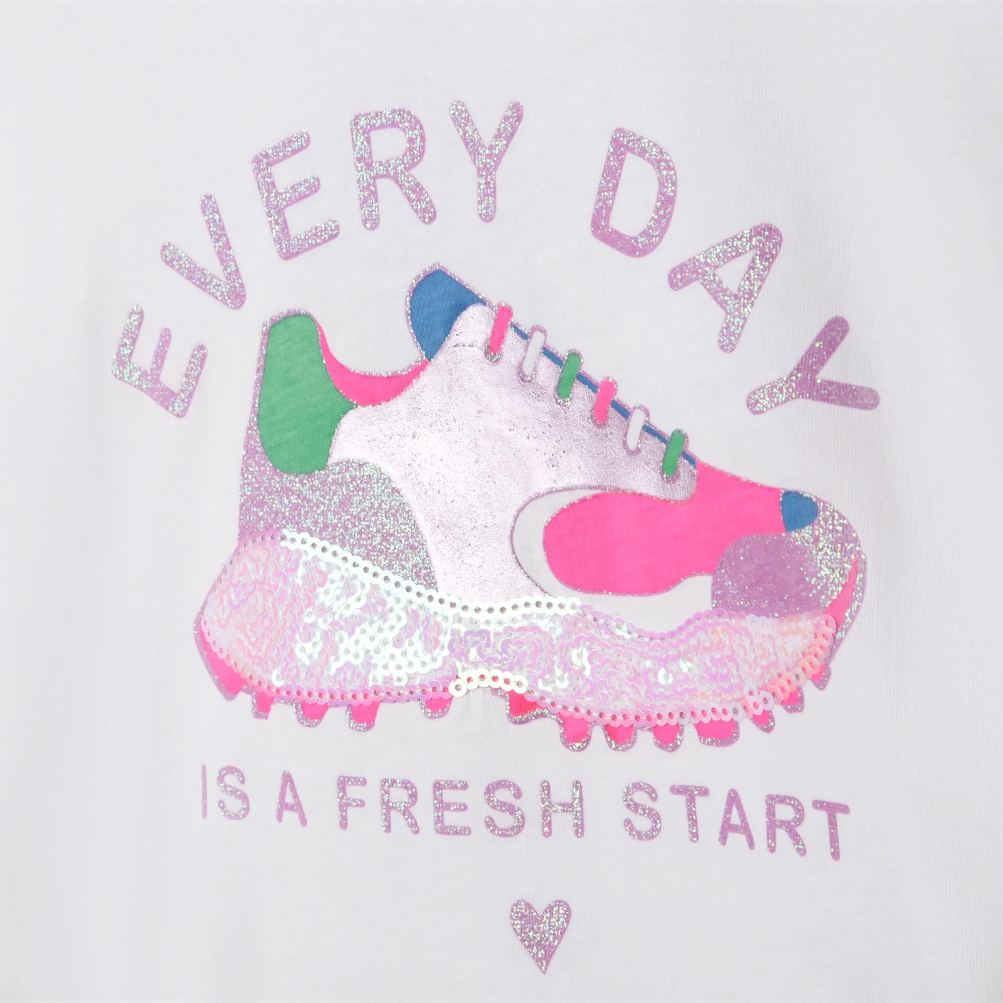 BILLIEBLUSH SNEAKER GRAPHIC T-SHIRT